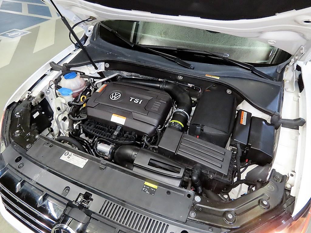 폭스바겐 파사트 더 뉴 파사트 1.8 TSI 스포츠 이미지 17