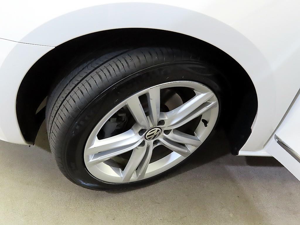 폭스바겐 파사트 더 뉴 파사트 1.8 TSI 스포츠 이미지 18