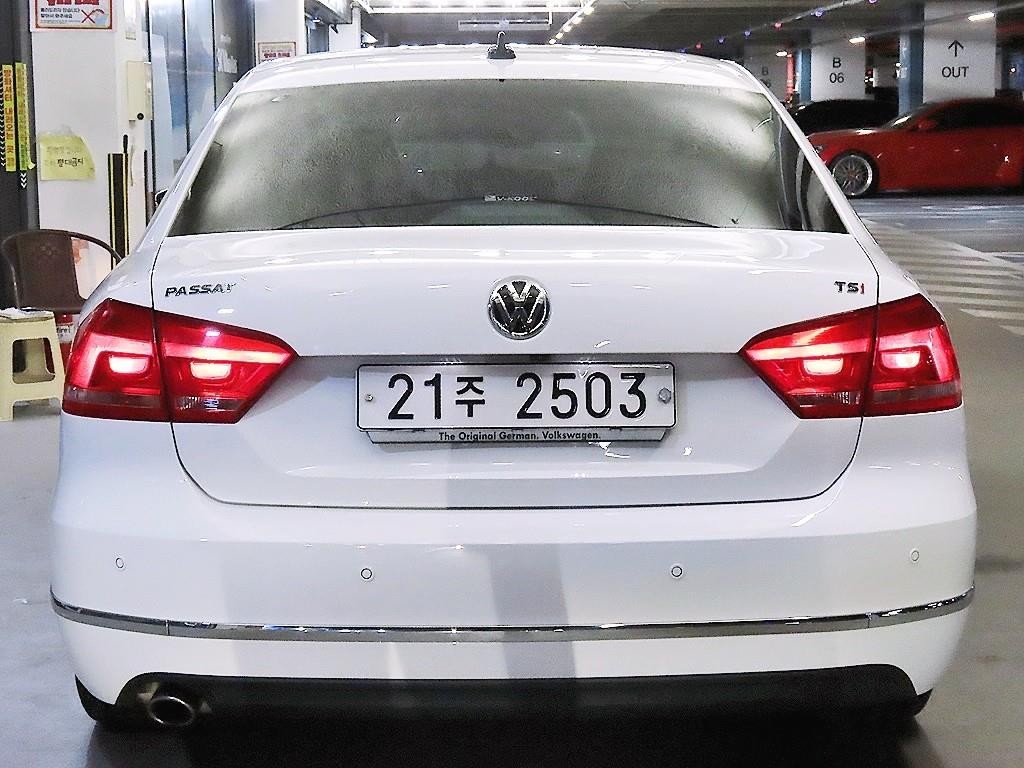 폭스바겐 파사트 더 뉴 파사트 1.8 TSI 스포츠 이미지 5