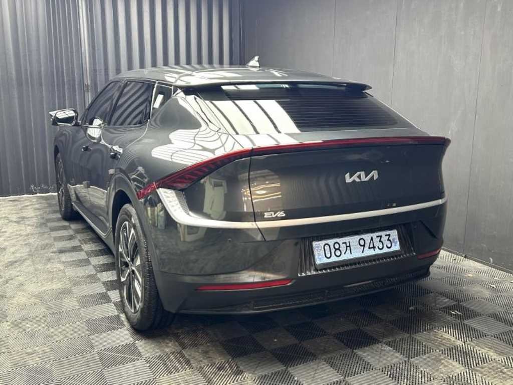 기아 EV6 롱레인지 에어 이미지 4
