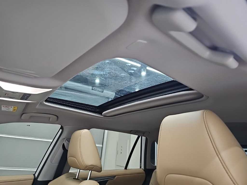 토요타 라브4 RAV4(5세대) 2.5 4WD 하이브리드 이미지 14