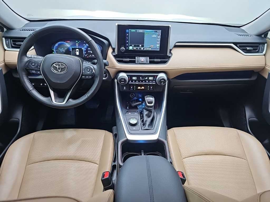 토요타 라브4 RAV4(5세대) 2.5 4WD 하이브리드 이미지 7