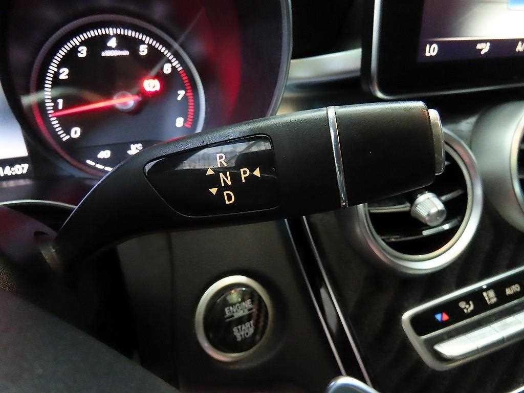 벤츠 C 클래스 C클래스 W205 C200 AMG LINE 이미지 12