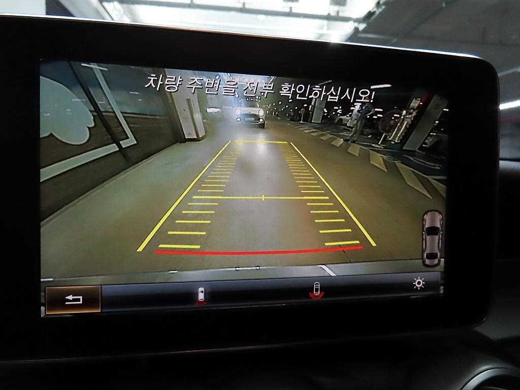 벤츠 C 클래스 C클래스 W205 C200 AMG LINE 이미지 14