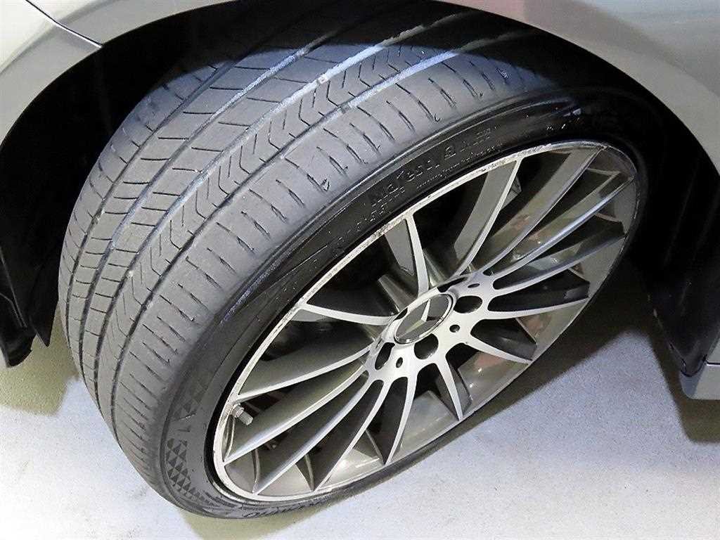 벤츠 C 클래스 C클래스 W205 C200 AMG LINE 이미지 20