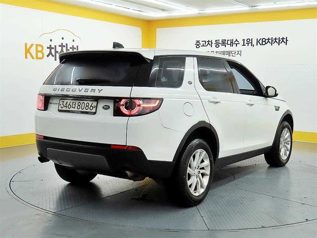 랜드로버 디스커버리 스포츠 2.0 TD4 SE(150마력) 이미지 2
