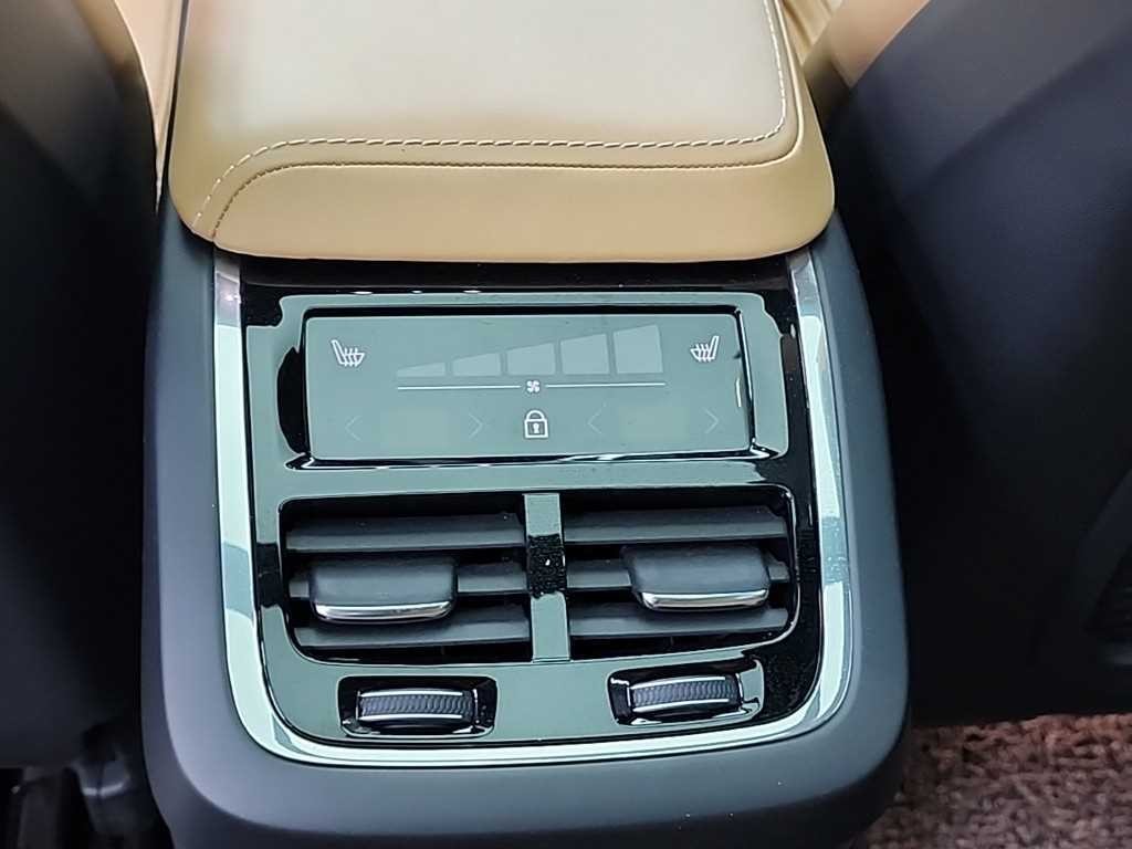 볼보 XC60 XC60(2세대) D5 AWD 인스크립션 이미지 13