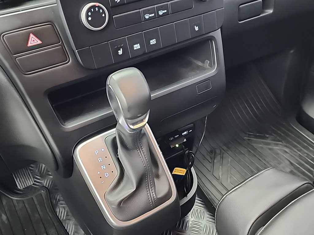 현대 스타리아 2WD 디젤 카고 모던 3인승 이미지 8