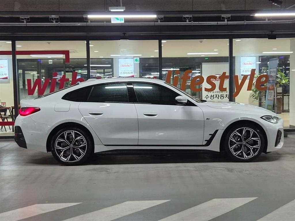 BMW i4 eDrive 40 M 스포츠 프로 이미지 3