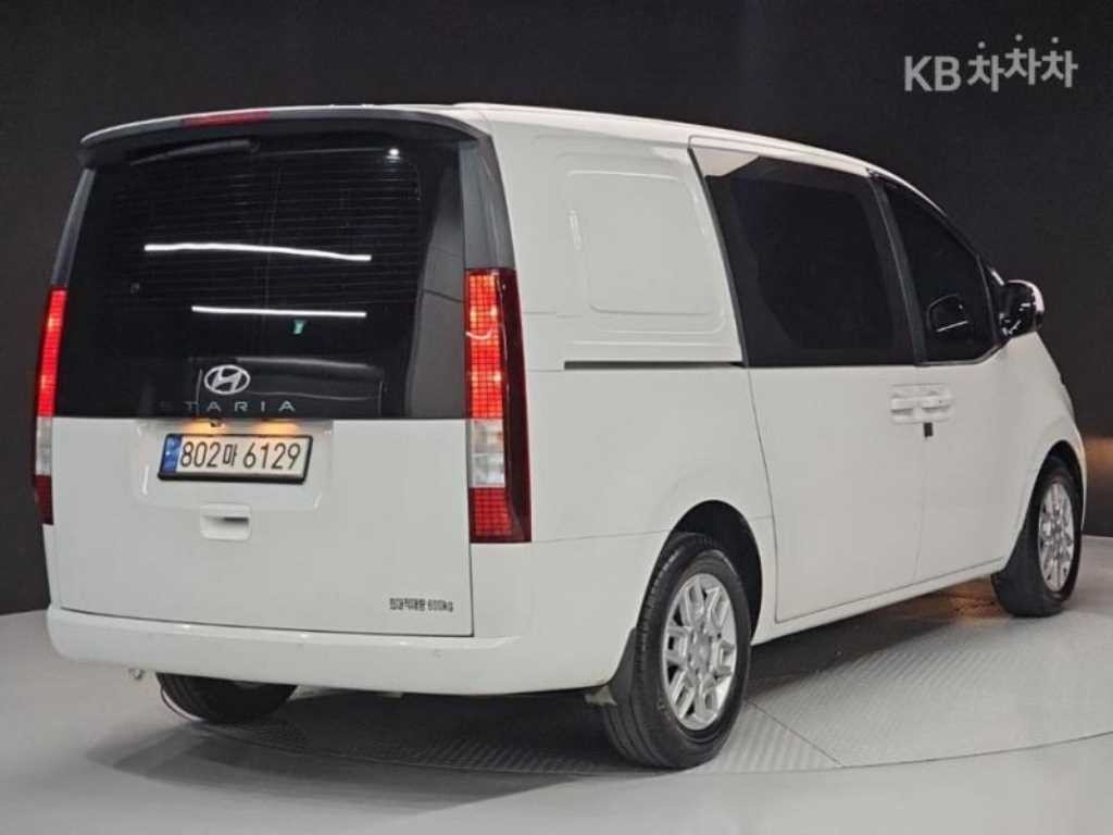 현대 스타리아 2WD 디젤 카고 모던 5인승 이미지 2