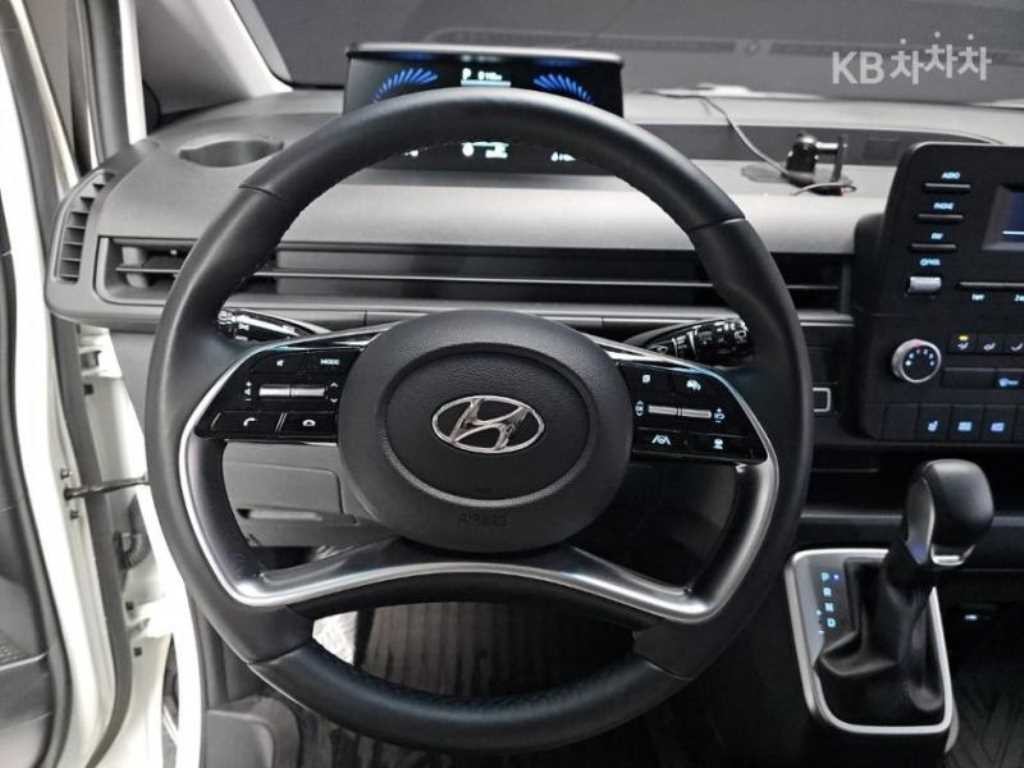 현대 스타리아 2WD 디젤 카고 모던 5인승 이미지 8