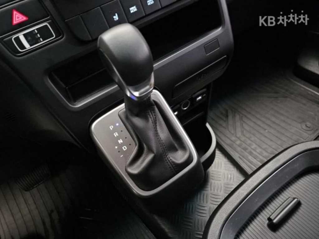 현대 스타리아 2WD 디젤 카고 모던 5인승 이미지 9
