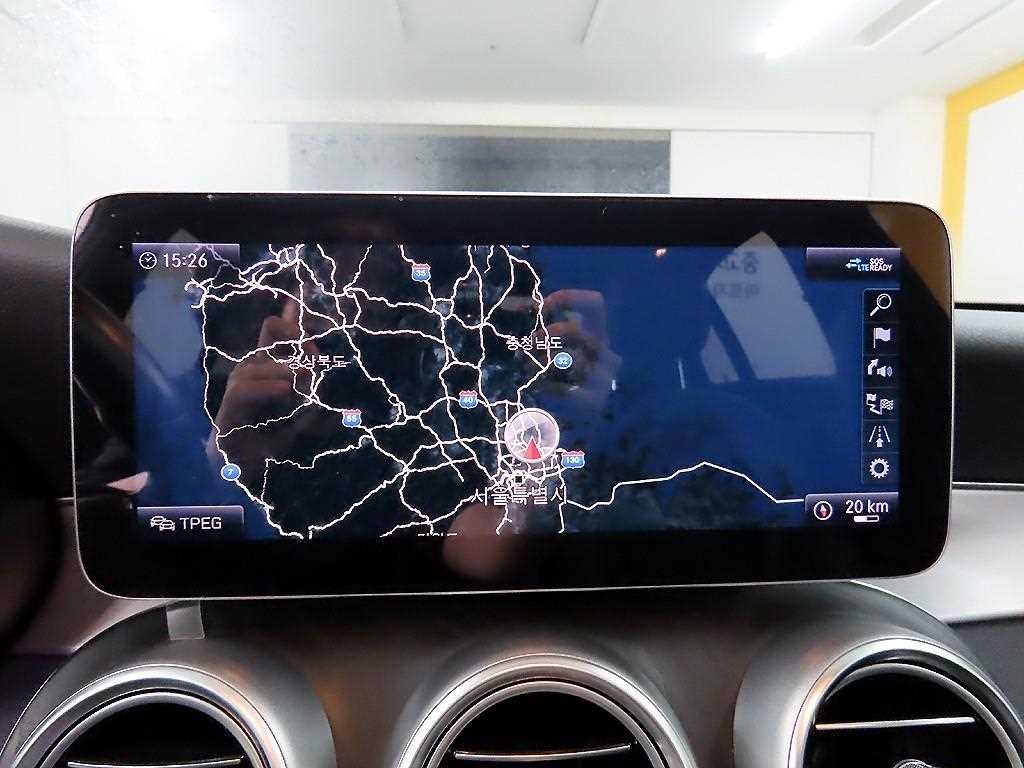 벤츠 C 클래스 C클래스 W205 C200 AMG LINE 이미지 14