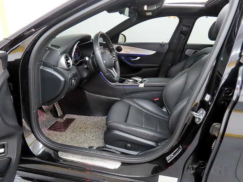벤츠 C 클래스 C클래스 W205 C200 AMG LINE 이미지 5