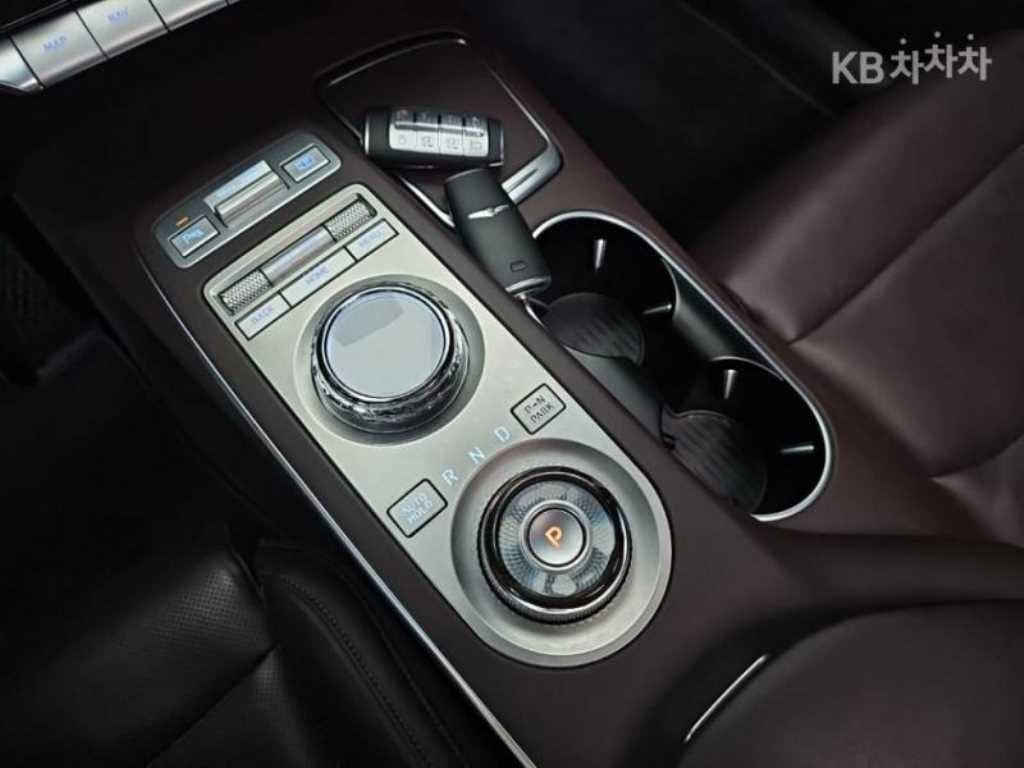 제네시스 GV70 2.5T 가솔린 2WD 이미지 9