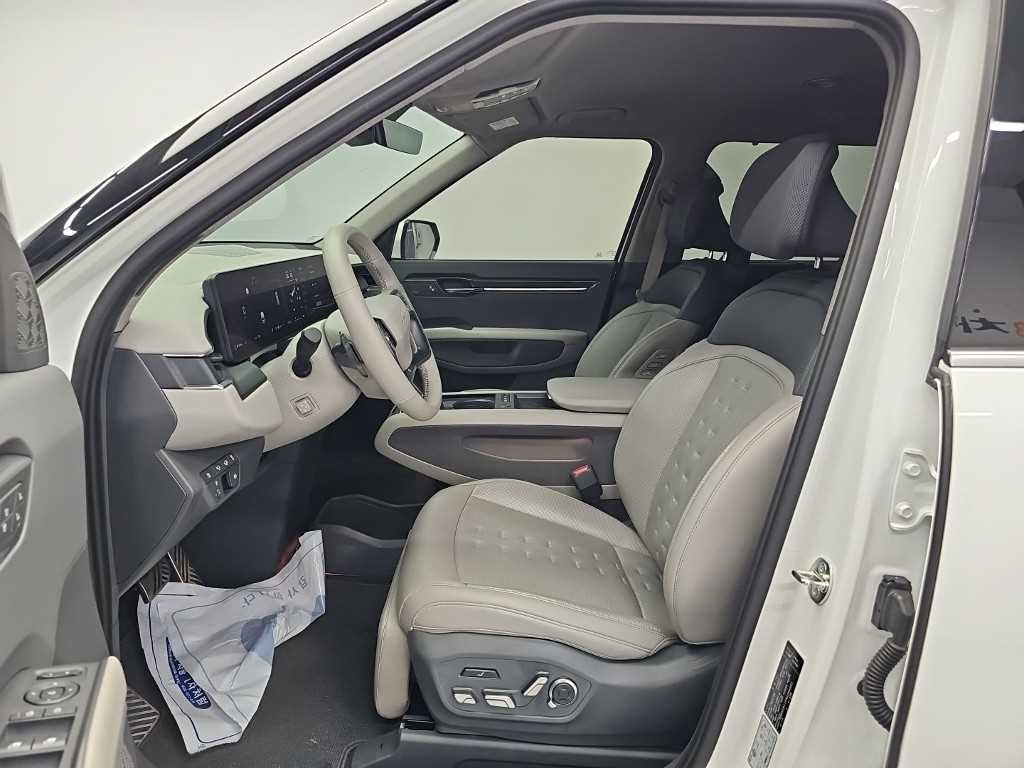 기아 EV9 롱레인지 2WD 어스 이미지 10