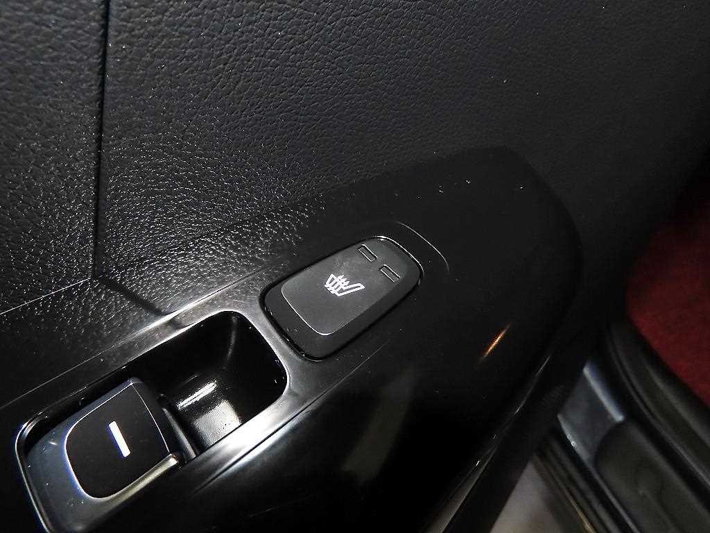 기아 스포티지 스포티지 더 볼드 2.0 가솔린 2WD 노블레스 이미지 15