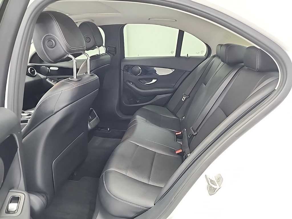 벤츠 C 클래스 C클래스 W205 C200 이미지 12