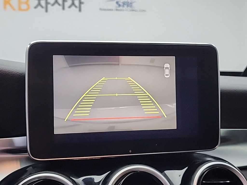 벤츠 C 클래스 C클래스 W205 C200 이미지 15