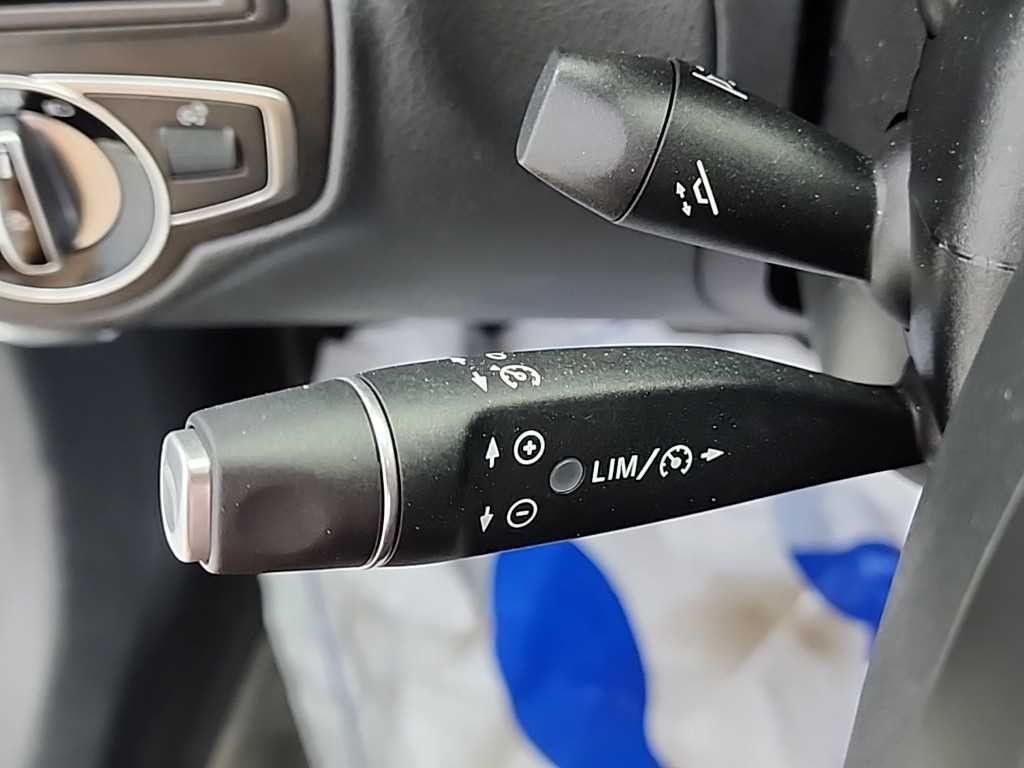 벤츠 C 클래스 C클래스 W205 C200 이미지 18