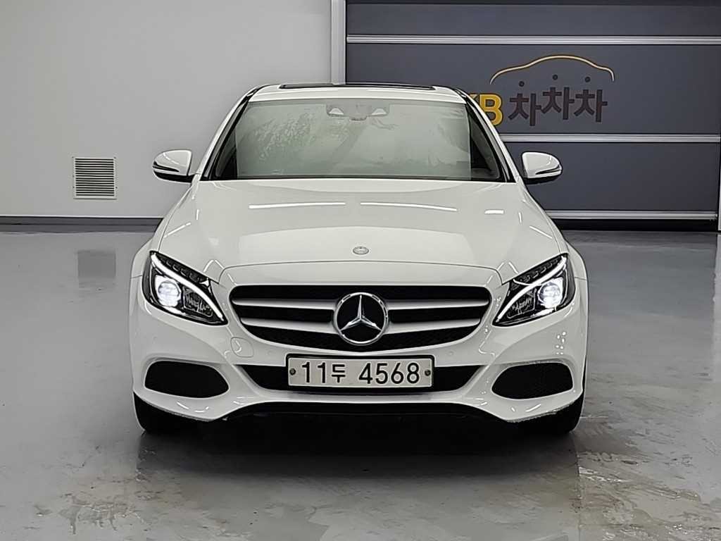 벤츠 C 클래스 C클래스 W205 C200 이미지 2