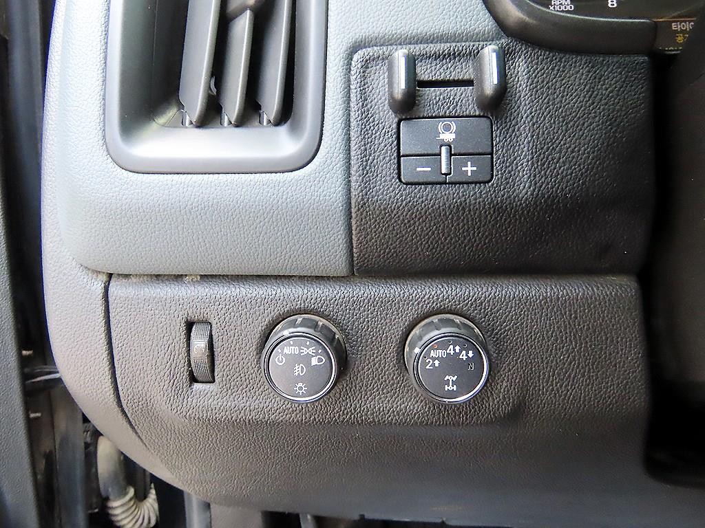 쉐보레 콜로라도 리얼 뉴 콜로라도 3.6 Z71-X 미드나잇 4WD 이미지 12
