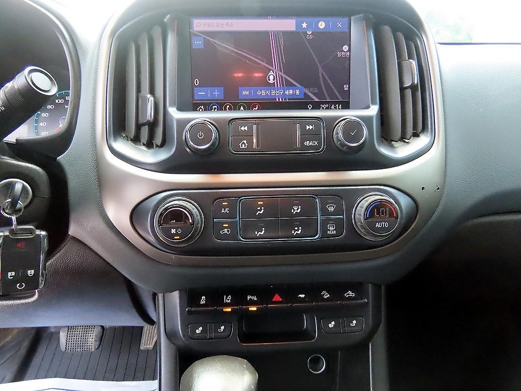 쉐보레 콜로라도 리얼 뉴 콜로라도 3.6 Z71-X 미드나잇 4WD 이미지 13