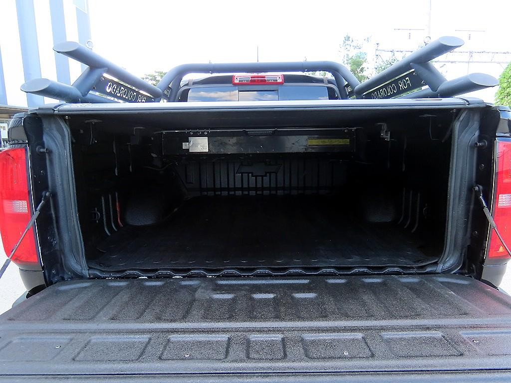 쉐보레 콜로라도 리얼 뉴 콜로라도 3.6 Z71-X 미드나잇 4WD 이미지 17