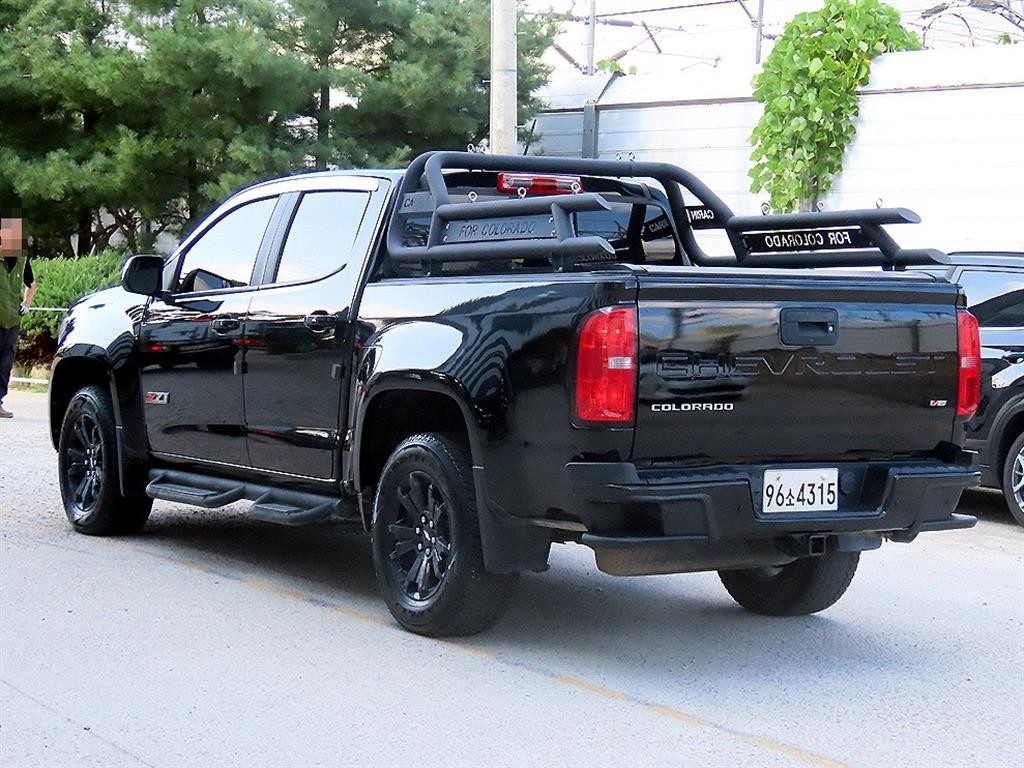쉐보레 콜로라도 리얼 뉴 콜로라도 3.6 Z71-X 미드나잇 4WD 이미지 3