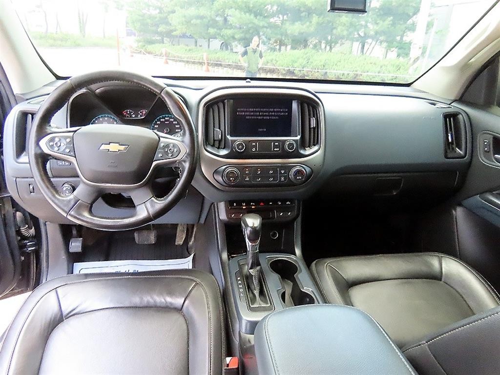 쉐보레 콜로라도 리얼 뉴 콜로라도 3.6 Z71-X 미드나잇 4WD 이미지 7