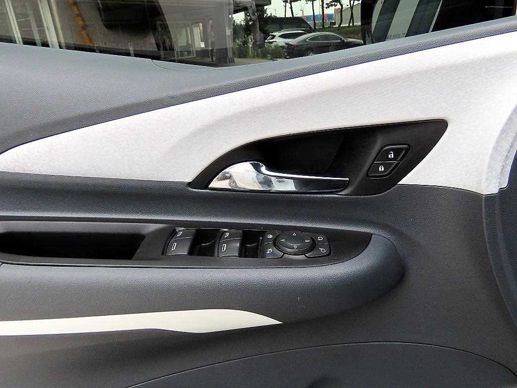 쉐보레 볼트 볼트EV EV 프리미어 이미지 11