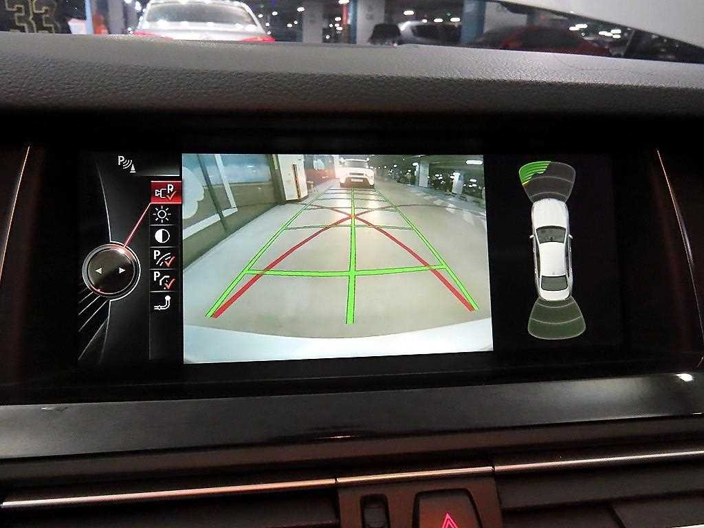 BMW 5시리즈 5시리즈 (F10) 520d 이미지 14