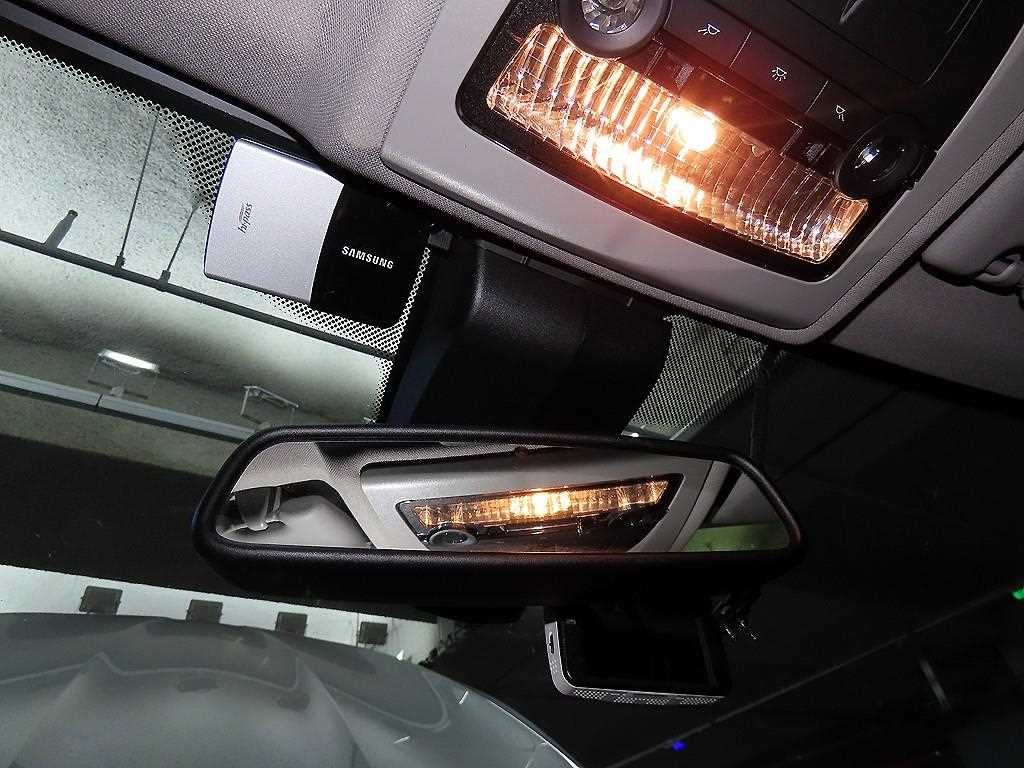 BMW 5시리즈 5시리즈 (F10) 520d 이미지 15