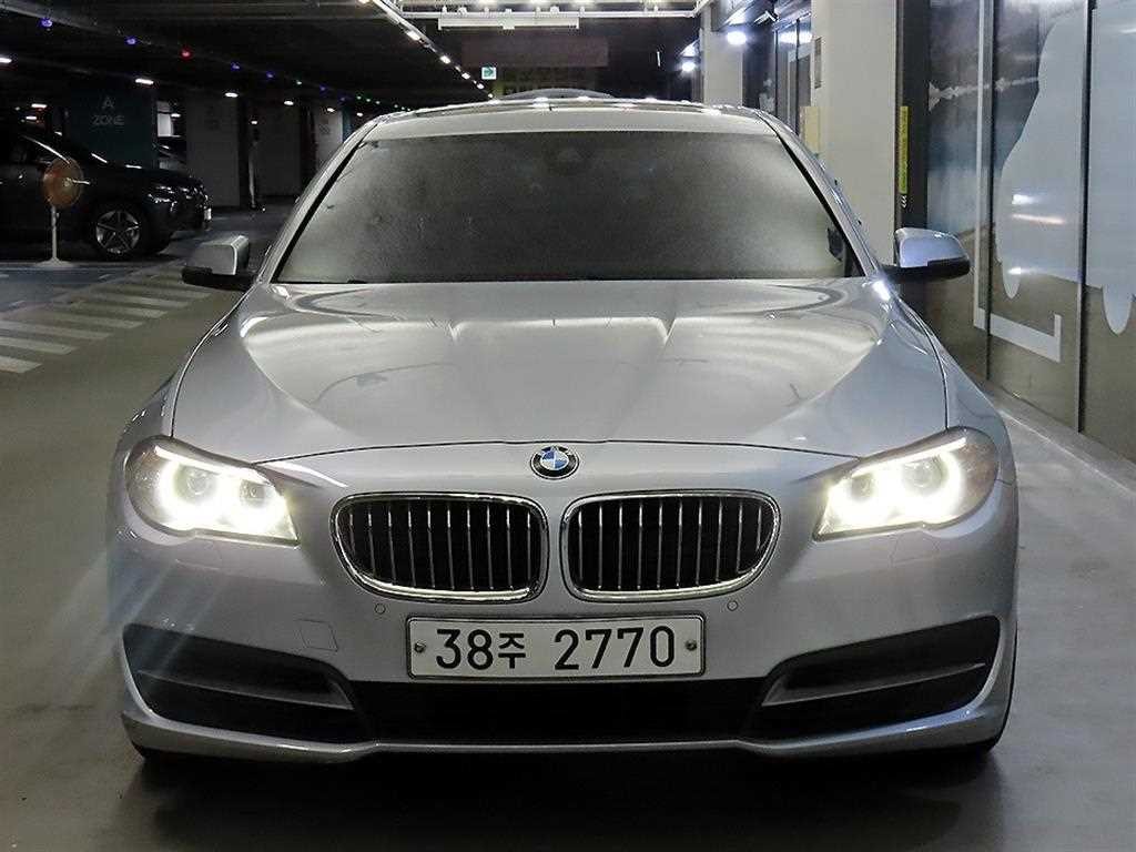 BMW 5시리즈 5시리즈 (F10) 520d 이미지 2