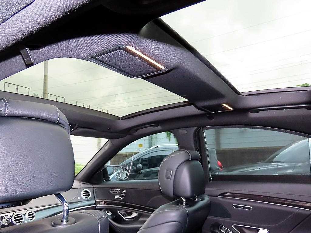 벤츠 S 클래스 S클래스-W222 S 350 d 4MATIC AMG Line 이미지 16