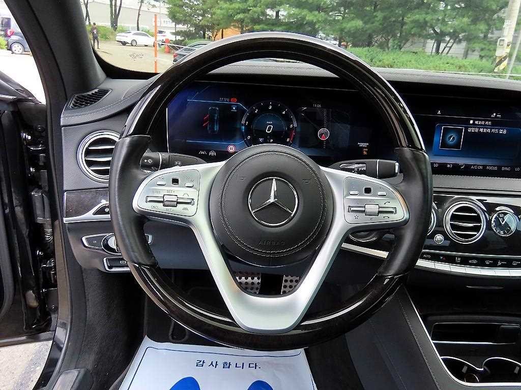 벤츠 S 클래스 S클래스-W222 S 350 d 4MATIC AMG Line 이미지 8