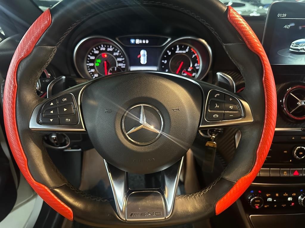 벤츠 A 클래스 A클래스 W176 A45 AMG 4MATIC 이미지 13