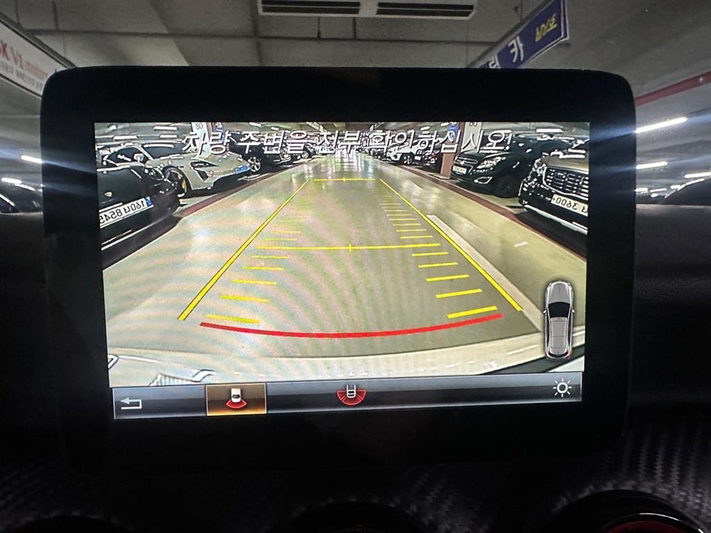 벤츠 A 클래스 A클래스 W176 A45 AMG 4MATIC 이미지 14