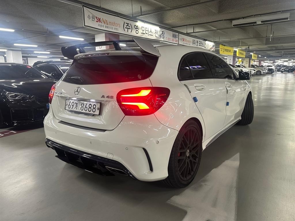 벤츠 A 클래스 A클래스 W176 A45 AMG 4MATIC 이미지 20