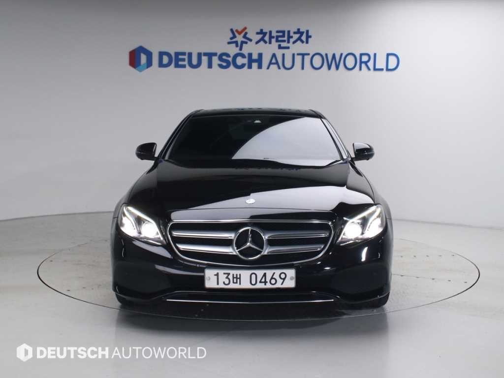 벤츠 E 클래스 E-클래스 W213 E300 아방가르드 이미지 3