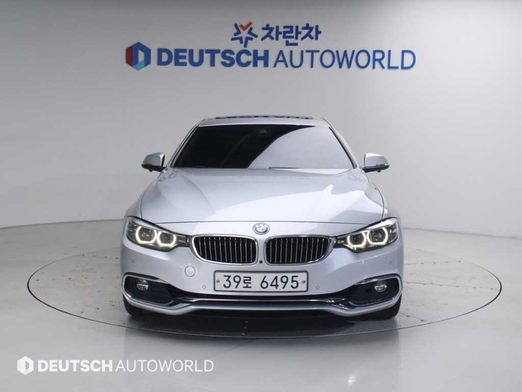 BMW 4시리즈 4시리즈 (F32) 420i 그란쿠페 럭셔리 이미지 3