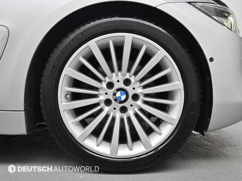 BMW 4시리즈 4시리즈 (F32) 420i 그란쿠페 럭셔리 이미지 5