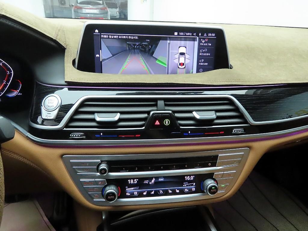 BMW 7시리즈 7시리즈 (G11) 740Li xDrive M SPORT 스포츠 이미지 9