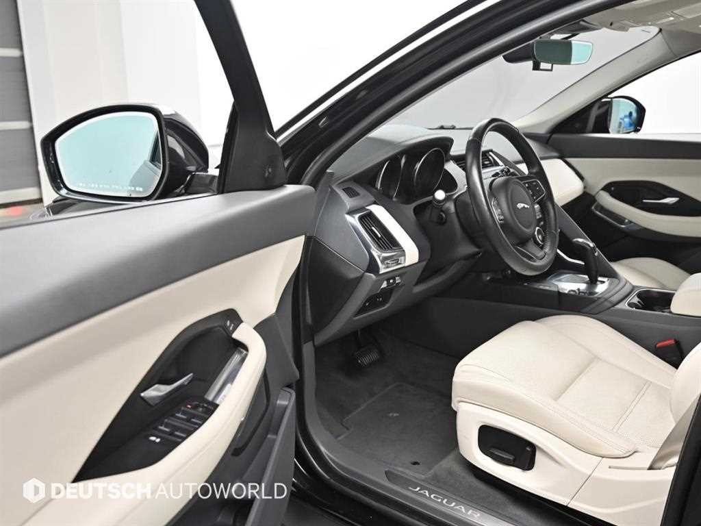 재규어 E-PACE P250 S 이미지 11