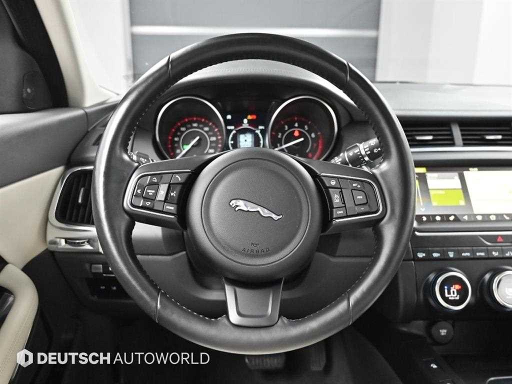 재규어 E-PACE P250 S 이미지 13