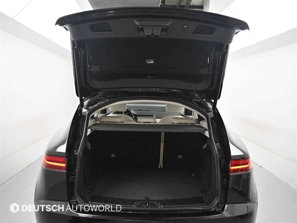 재규어 E-PACE P250 S 이미지 19