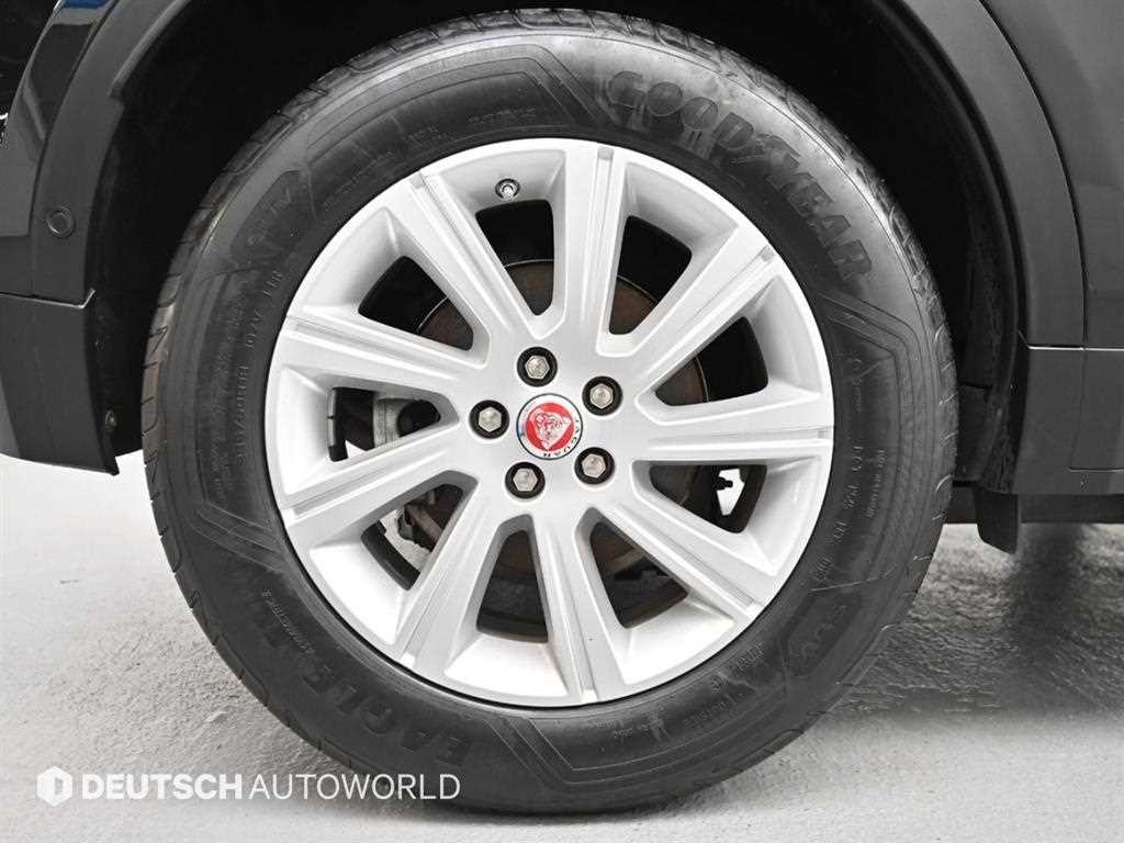 재규어 E-PACE P250 S 이미지 6