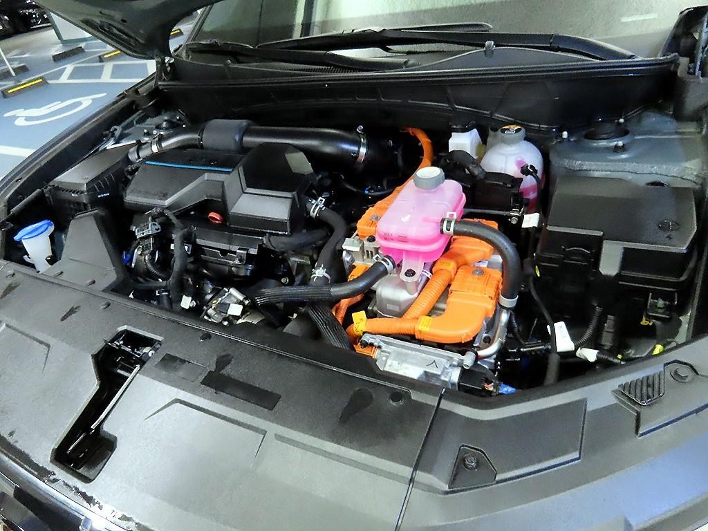 현대 투싼 투싼 하이브리드(NX4) 2WD 인스퍼레이션 이미지 19