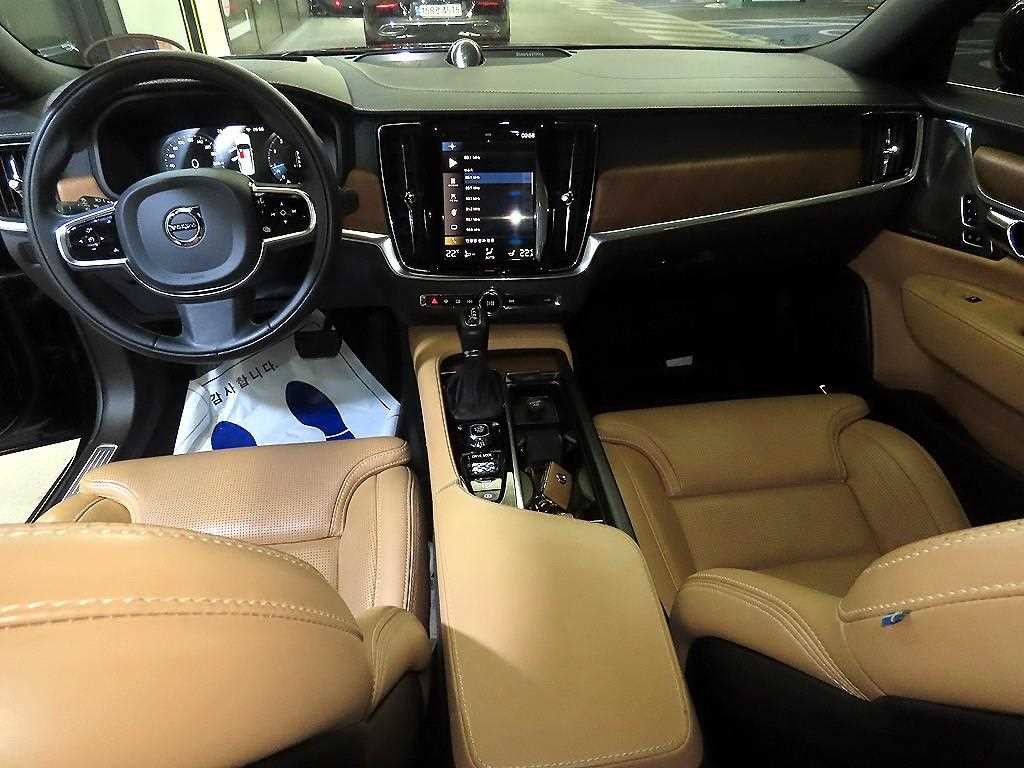 볼보 S90 T5 인스크립션 이미지 10