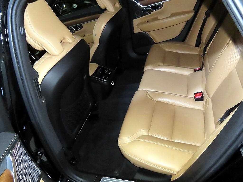 볼보 S90 T5 인스크립션 이미지 7